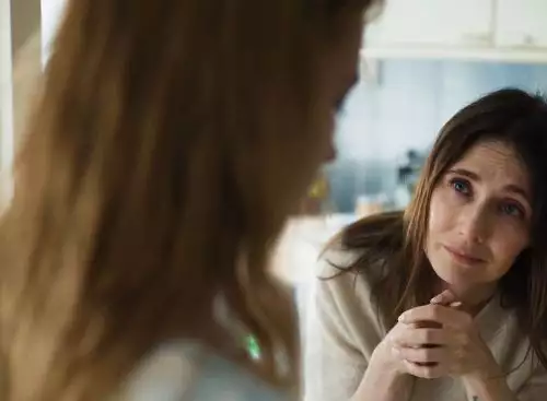 AFamily_134332625779643977_big-cine_deskt.webp