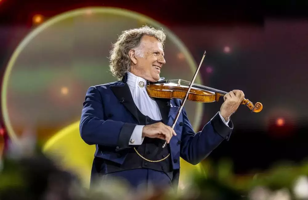Andr-Rieu-s-2026-Summer-Concert_-Viva-Maastricht-_st_1_jpg_sd-low_Andr-Rieu-Productions-Piece-of-Magic-Entertainment-cine_deskt.webp